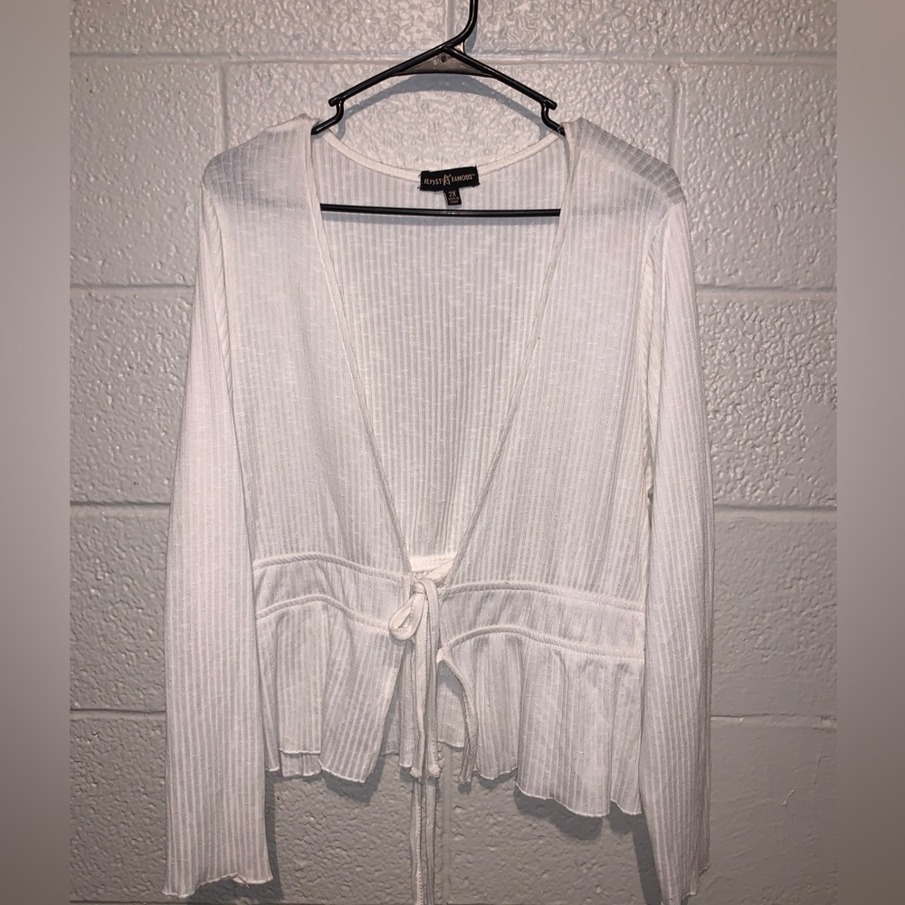 Double tie front white top